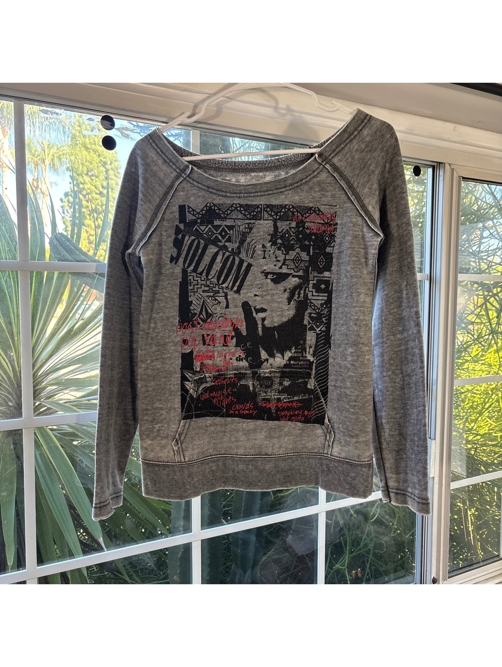 Y2K Volcom Graphic Sweater
